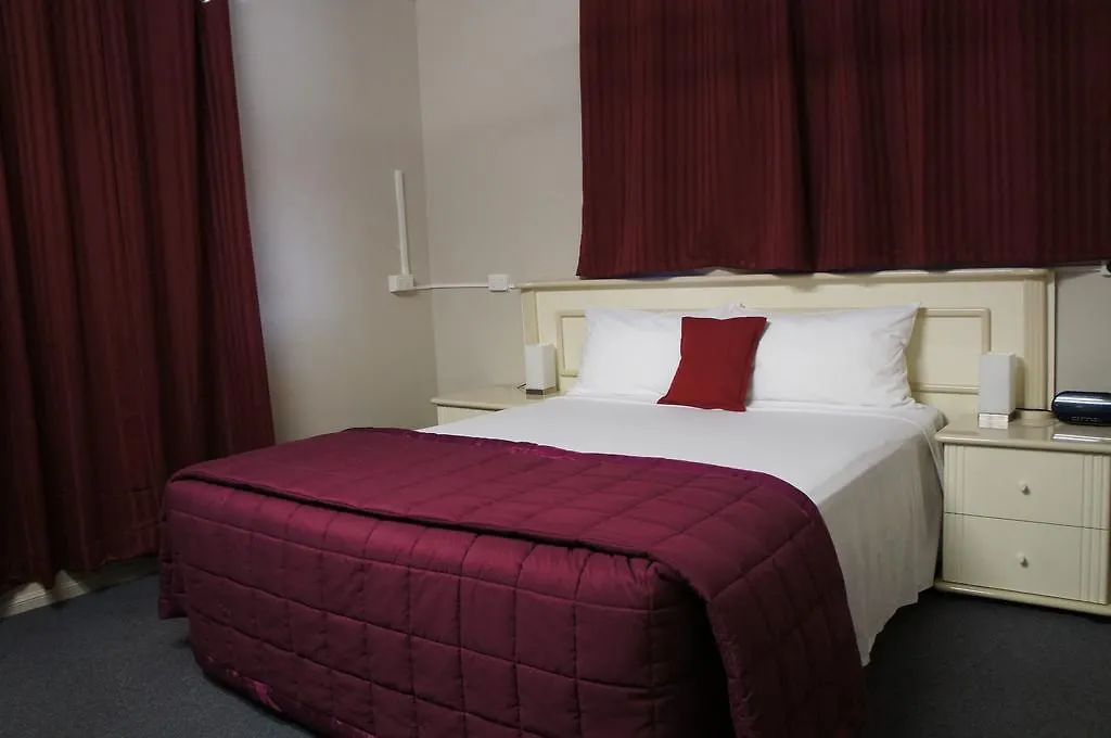 Ayrline Motel  Ayr